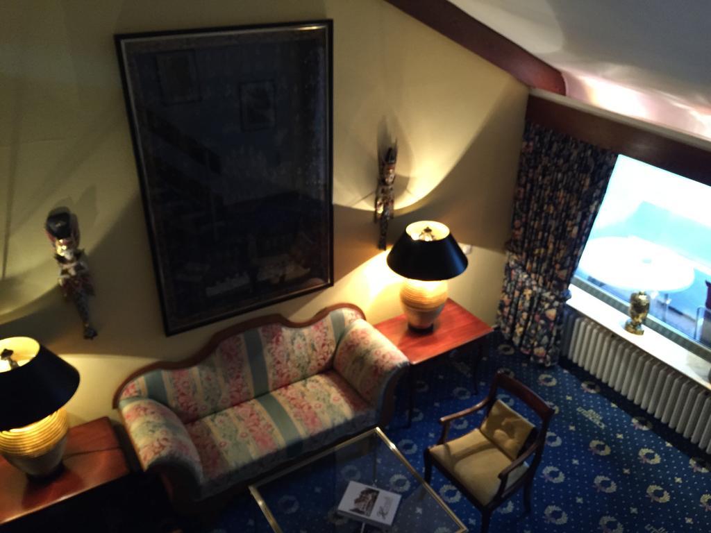 Haus Litzbruck Hotel Dusseldorf Bagian luar foto