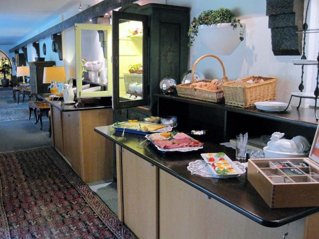 Haus Litzbruck Hotel Dusseldorf Bagian luar foto