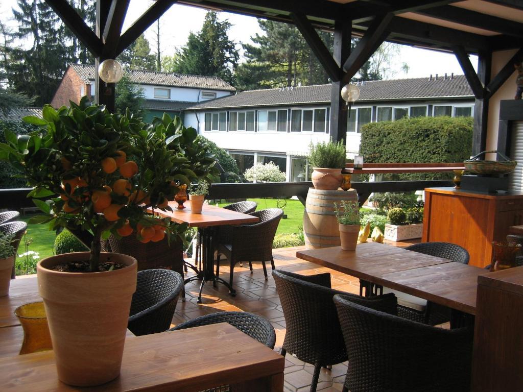 Haus Litzbruck Hotel Dusseldorf Bagian luar foto