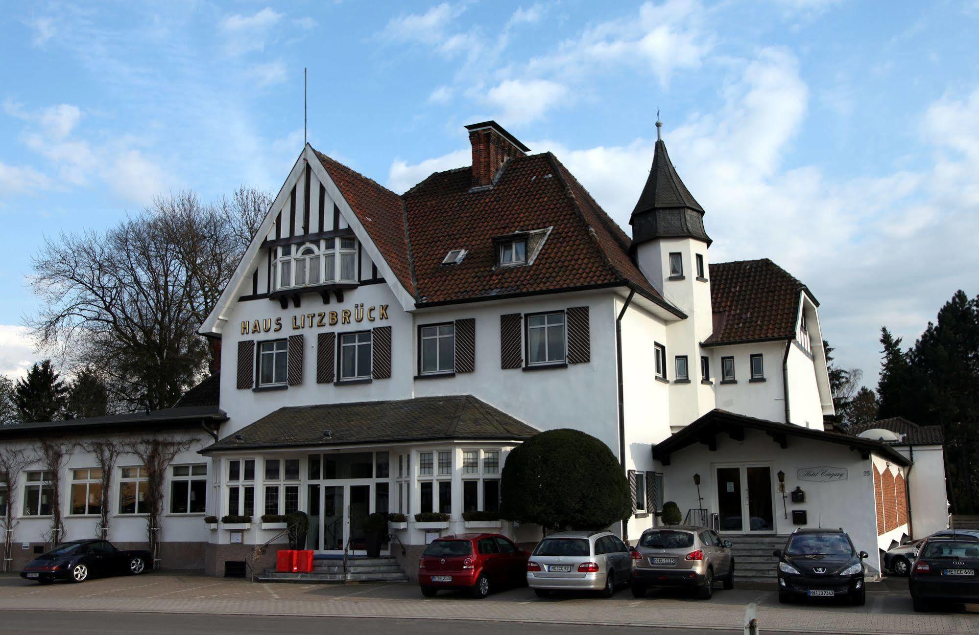 Haus Litzbruck Hotel Dusseldorf Bagian luar foto